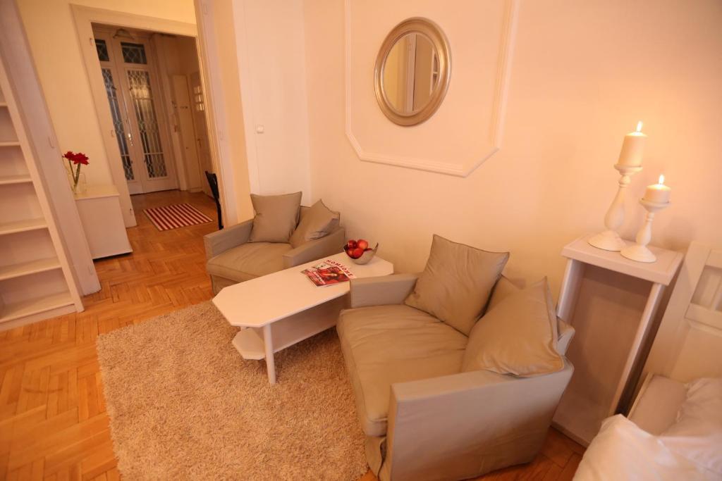 D.Five Classic Luxury Apartment Budapeste Quarto foto