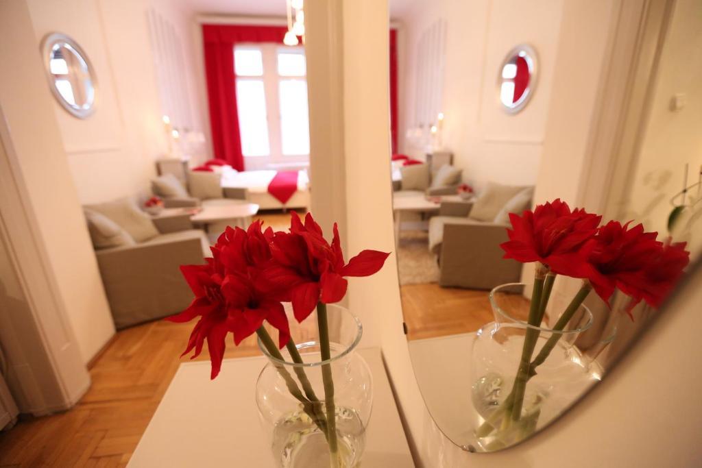 D.Five Classic Luxury Apartment Budapeste Quarto foto